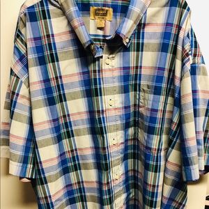 Foundry men’s short-sleeved button down shirt